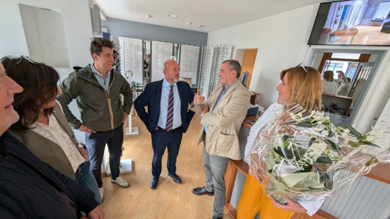 Monsieur le Maire Ludovic Rohart entouré de Victor Carpentier et Jean-Philippe Bourgeois